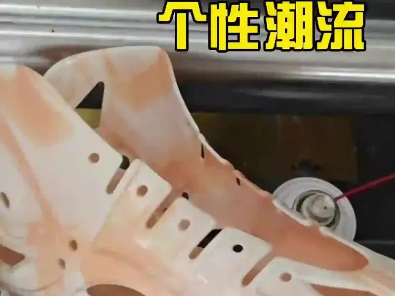 降本增效选科隆阁：变色龙混双色注塑机硬核实力